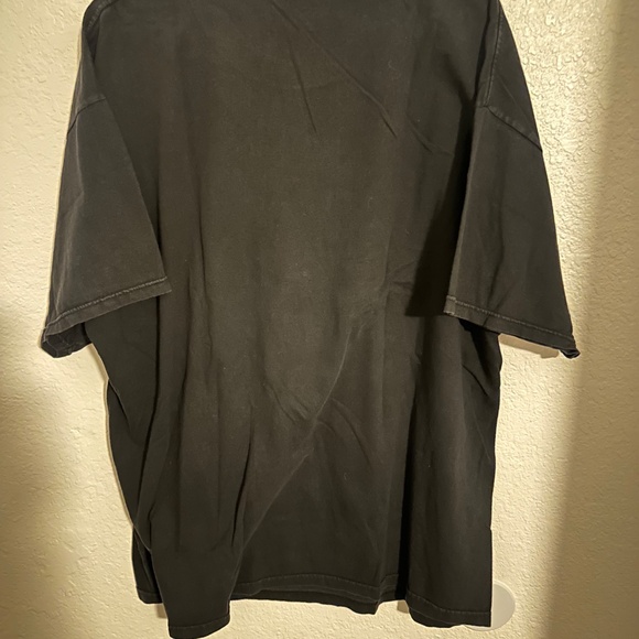 DC Comics 2001 SUPERMAN's 300th AND GREATEST ISSUE (XXL) T-Shirt Black - Picture 3 of 4